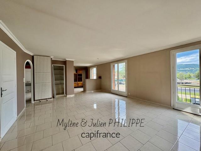 GAP SUD – Maison avec double habitation, jardin, garage et potentiel d'évolution !