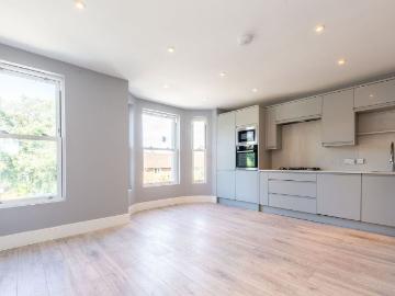 Gap Road, Wimbledon, London SW19, 4 bed flat to rent, £4,200 pcm | PrimeLocation