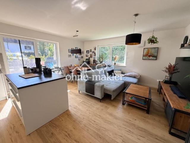Gartentraum im Neubau: Exklusive 3 Zimmer EG Wohnung mit riesigem Privatgarten & Küche