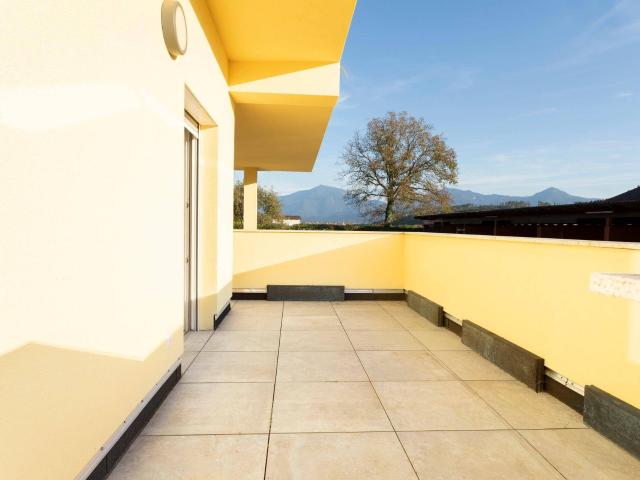 Gartentraum mit großer Terrasse wenige Gehminuten vom Klopeiner See