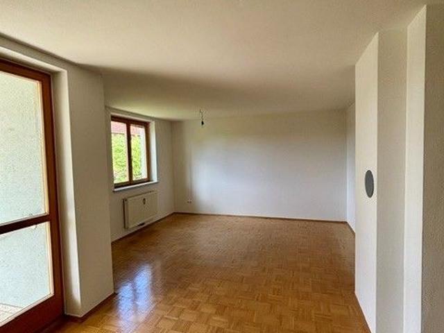 GARTENWOHNUNG mit 3 Zimmern in ruhiger Lage