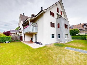 Gartenwohnung mit hochwertigem Innenausbau und vielen Extras