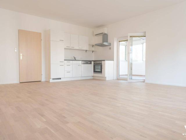 Gartenwohnung am Stadtwald 2 Zimmer Wohnung mit Wintergarten