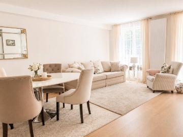 Gartenwohnung in Bestlage Gersthof – 2 Balkone, Eigengarten und optional 2 Garagenplätze