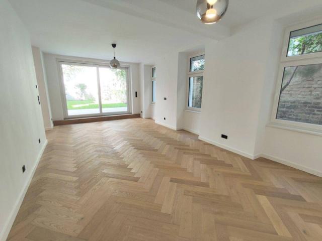 Gartenwohnung in der Krongasse! Erstbezug in liebevoll saniertem Altbauhaus Top04