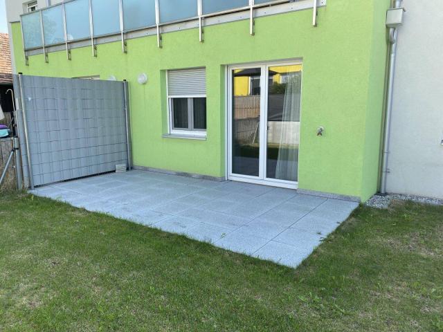 Gartenwohnung inkl. Einbauküche, Carport und großem Kellerabteil