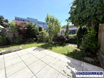 Garten Wohnung mit Hauscharakter in zentraler Lage