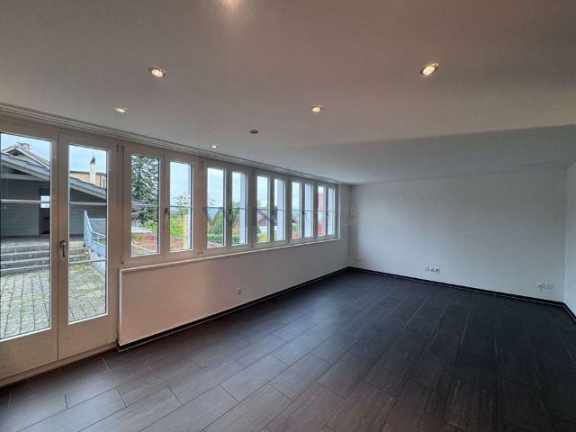 Garten, Weitblick und Zürich in 25 Minuten