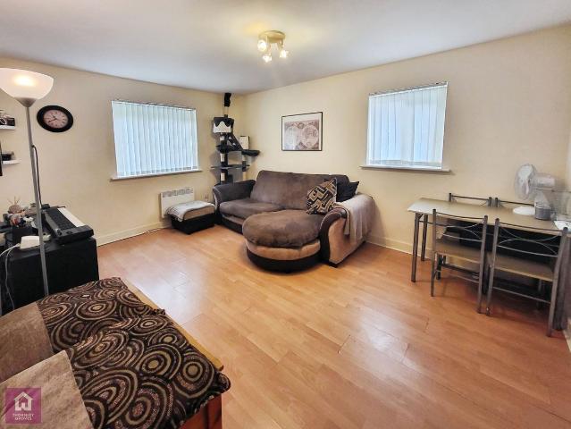 Garthorp Road, Manchester, Greater Manchester M23, 2 bed flat to rent, £1,100 pcm | PrimeLocation
