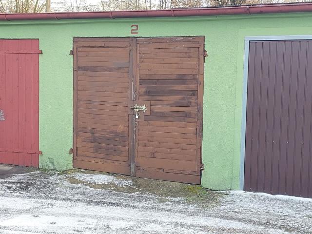 Garaż lokal na sprzedaż