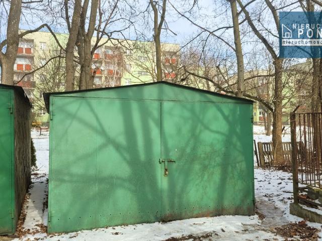 Garaż lokal na sprzedaż