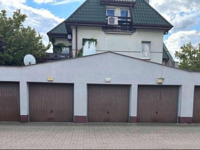 Garaż lokal na sprzedaż, Dzikiej Róży