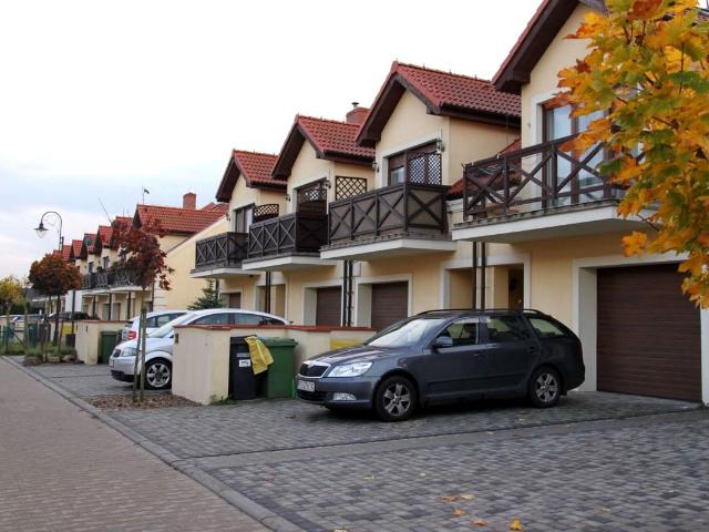 Garaż w cenie ul. Żurowskiego, Kórnik, Bnin