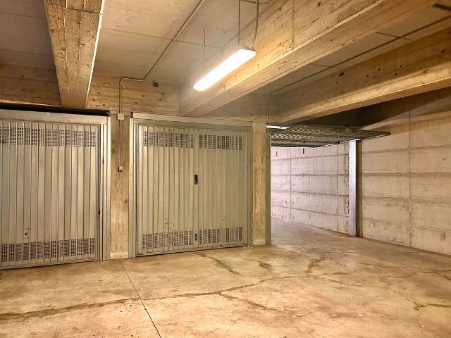Garage Asiago 66