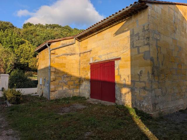 Garage / dépendance 50 m²
