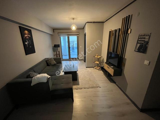 Garanti Bankası Arkası 1+1 Eşyalı Arakat Geniş M2 Daire