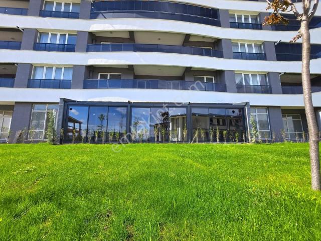 »garanti Emlak« Şehrin En Kapsamlı Projesinde Bahçeli 3+1 Daire