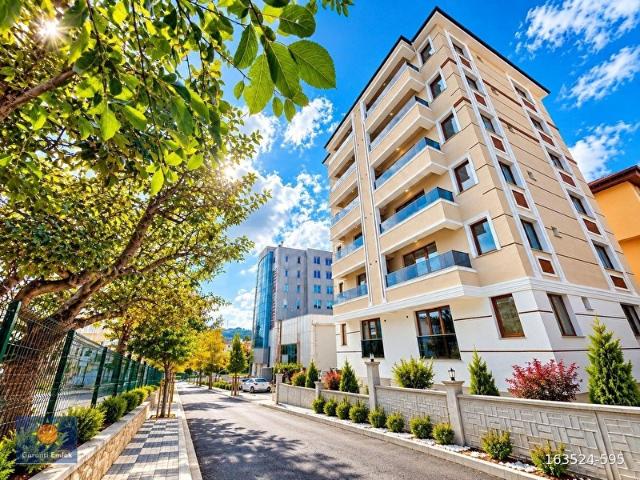 Garanti Emlak'tan Candaroğulları Okulu Karşısı 2+1 lüx Daire