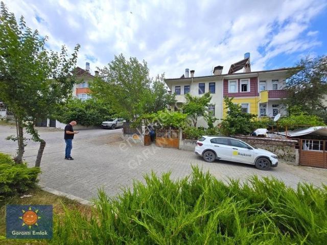 █garanti Emlak'tan Kuzeykentte 3 Katlı, 2 Daireli Bahçeli Villa█