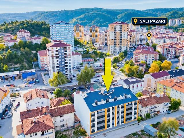 Garanti Emlak'tan Salı Pazarı Süt Fab. Mevki 2+1 Teraslı Dubleks
