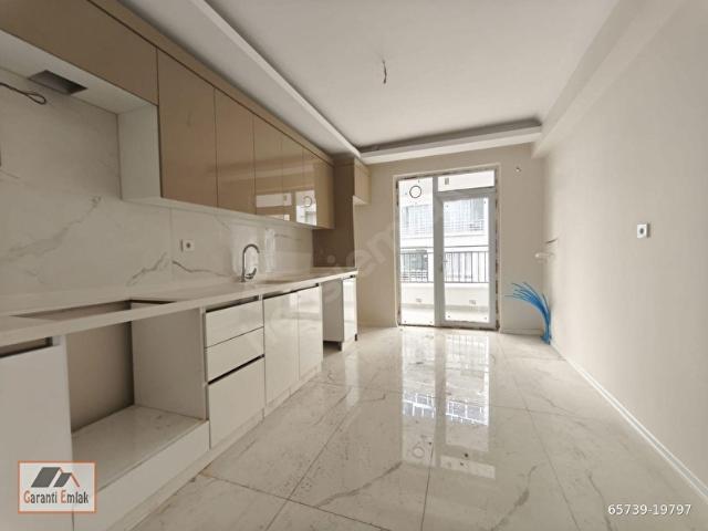 GARANTİ EMLAK'TAN SATILIK FULL YAPILI SIFIR KİLERLİ 2+1 DAİRE