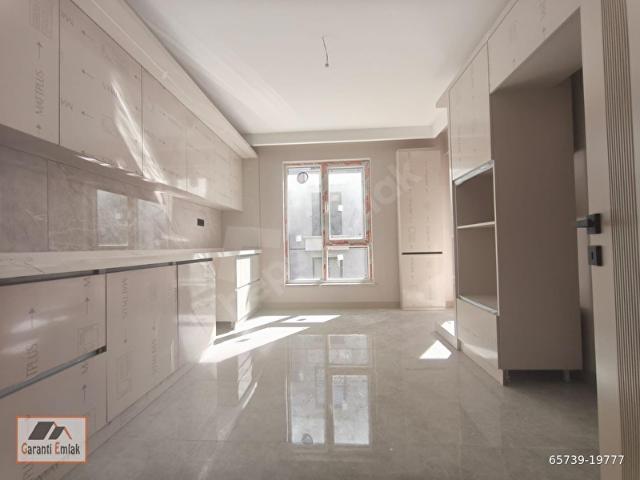 GARANTİ EMLAK'TAN SATILIK SIFIR 3+1 YILDIZTEPEDE ARA KAT DAİRE