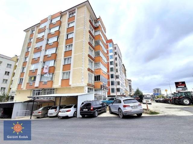 Garanti Emlak'tan Taşköprü Yolu Anacadde Kenarı 3+1 Kiralık