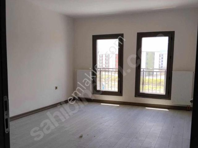 Garanti Gayrimenkulden Kiralık Daire 3+1 5.etap 2.bölge