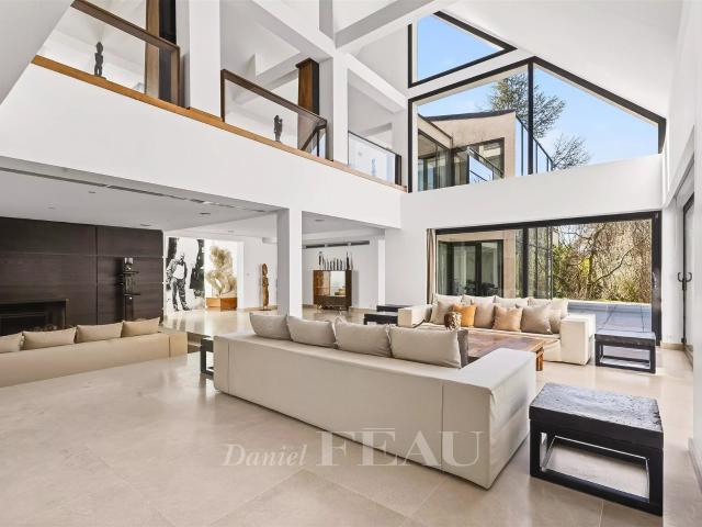 Garches Golf de Saint Cloud Maison d'architecte, piscine. 800m² Garches