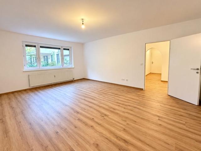 Garconniere mit Platz, Super Zustand und Hofruhelage