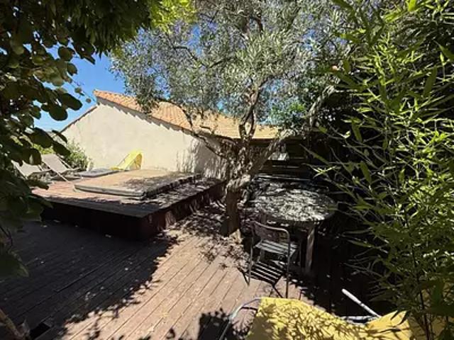 Gardanne 13120 Location maison 5 pièces t5 jardin terrasse