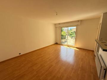 Gardanne, Appartement T2 ex T3 de 50 m² au calme, avec potentiel 2 chambres