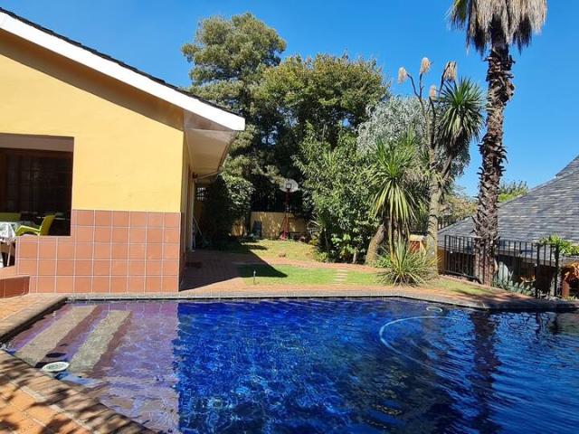 Garden Cottage To Let Fully Furnished