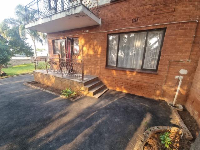 Garden cottage to rent in Avoca