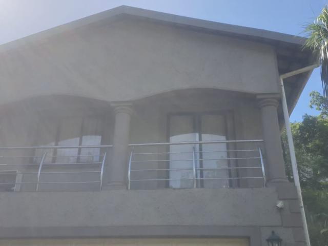 Garden cottage to rent in Glen Hills
