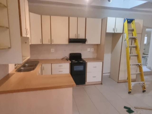 Garden cottage to rent in Glenashley
