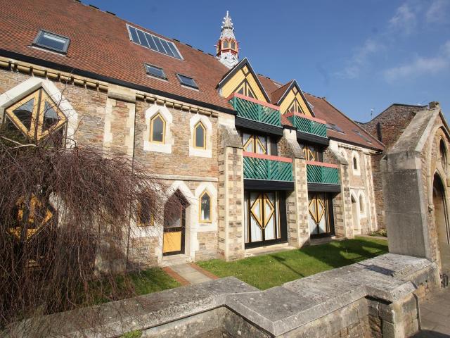 Garden Court F6, Alma Vale Road, Clifton, Bristol BS8, 1 bed flat to rent, £1,295 pcm | PrimeLocation