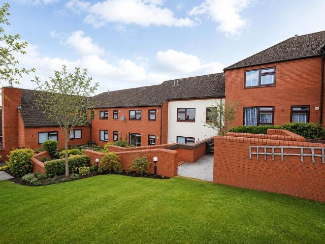 Garden Court, The Homend, Ledbury HR8, 1 bed flat to rent, £795 pcm | PrimeLocation