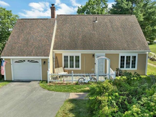 Garden Cir, Laconia, Condo For Sale
