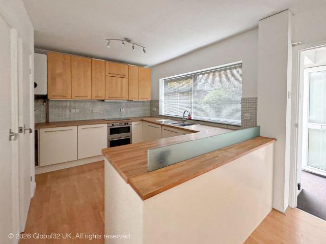 Garden Close, St Albans AL1, 3 bed end terrace house to rent, £2,350 pcm | PrimeLocation
