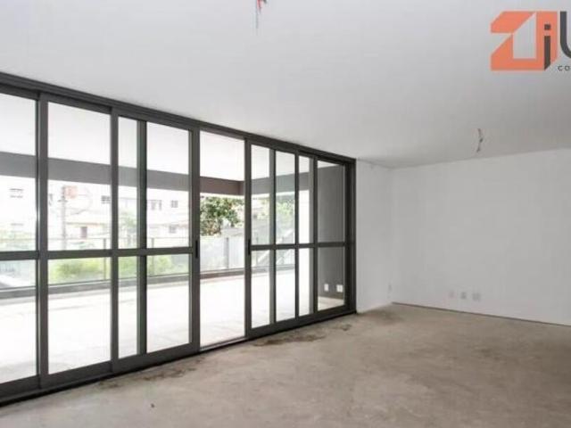 Garden à venda com 3 suítes em Perdizes com quadra de tênis / Pronto para morar