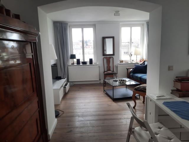 Garden Apartment, ground floor, with Terrace, Berlin Amsterdam Apartments for Rent