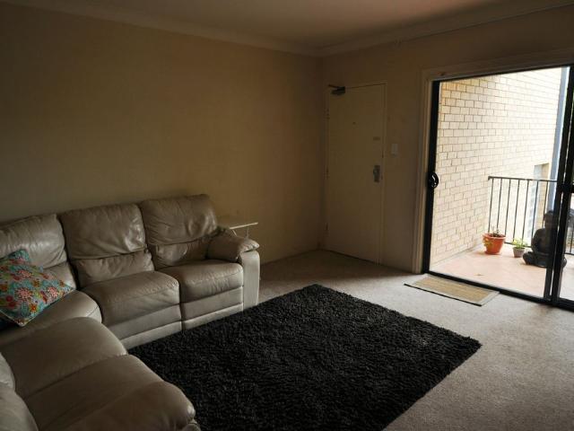 Garden Apartment In Convenient Location