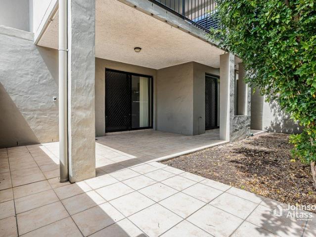 Garden Apartment with Two Private Courtyards!