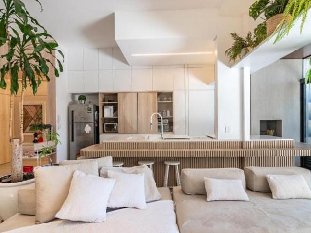 Garden Fenomenal Mobiliado com 3 Suítes e Closet No Coração do Alto da Glória