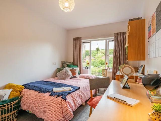 Garden House,139, Kirkstall Ln, Leeds, LS5 3RN | Amber
