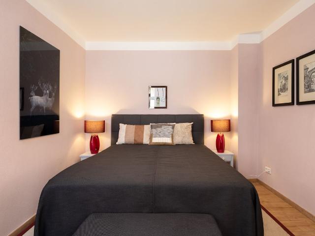 Garden house 2 floors from 1890, backyard, contract with extension option, 2024 renovated, fully furnished, old town Erlangen, Erlangen Amsterdam Apartments for Rent