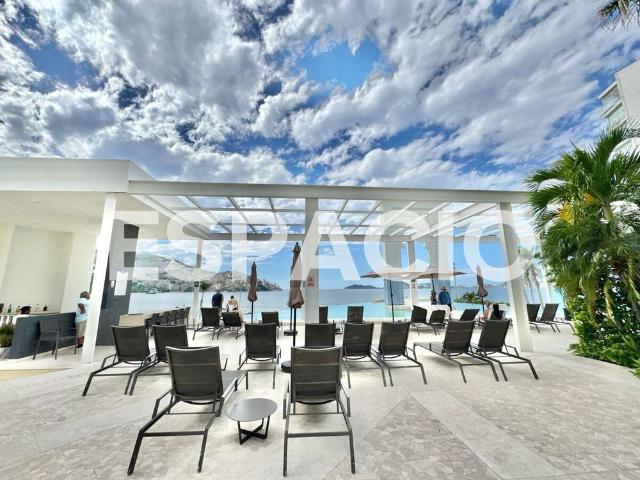 Garden House, 2 Rec, 2.5 Wc, Terraza, Albercas, Salon de fiestas, Gym, 1E