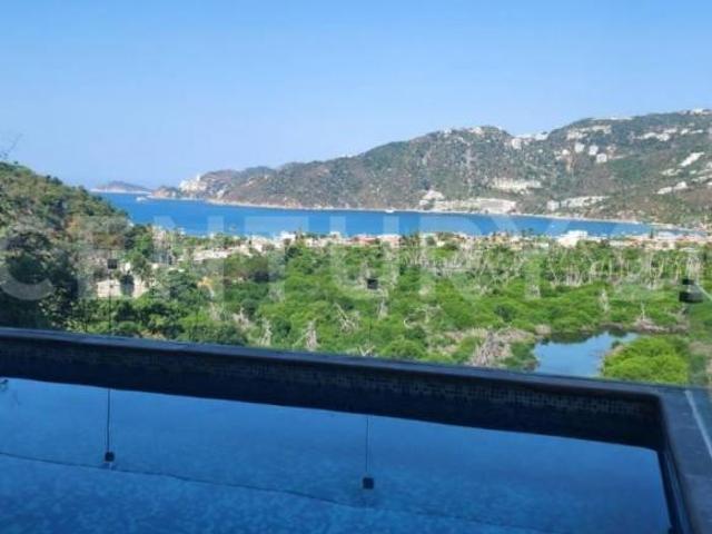 Garden House en Venta en Punta Manglar, Acapulco, Gro