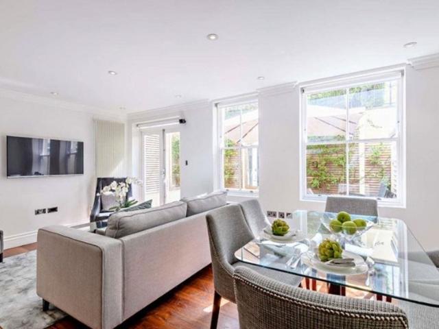 Garden House Kensington Gardens Square W2